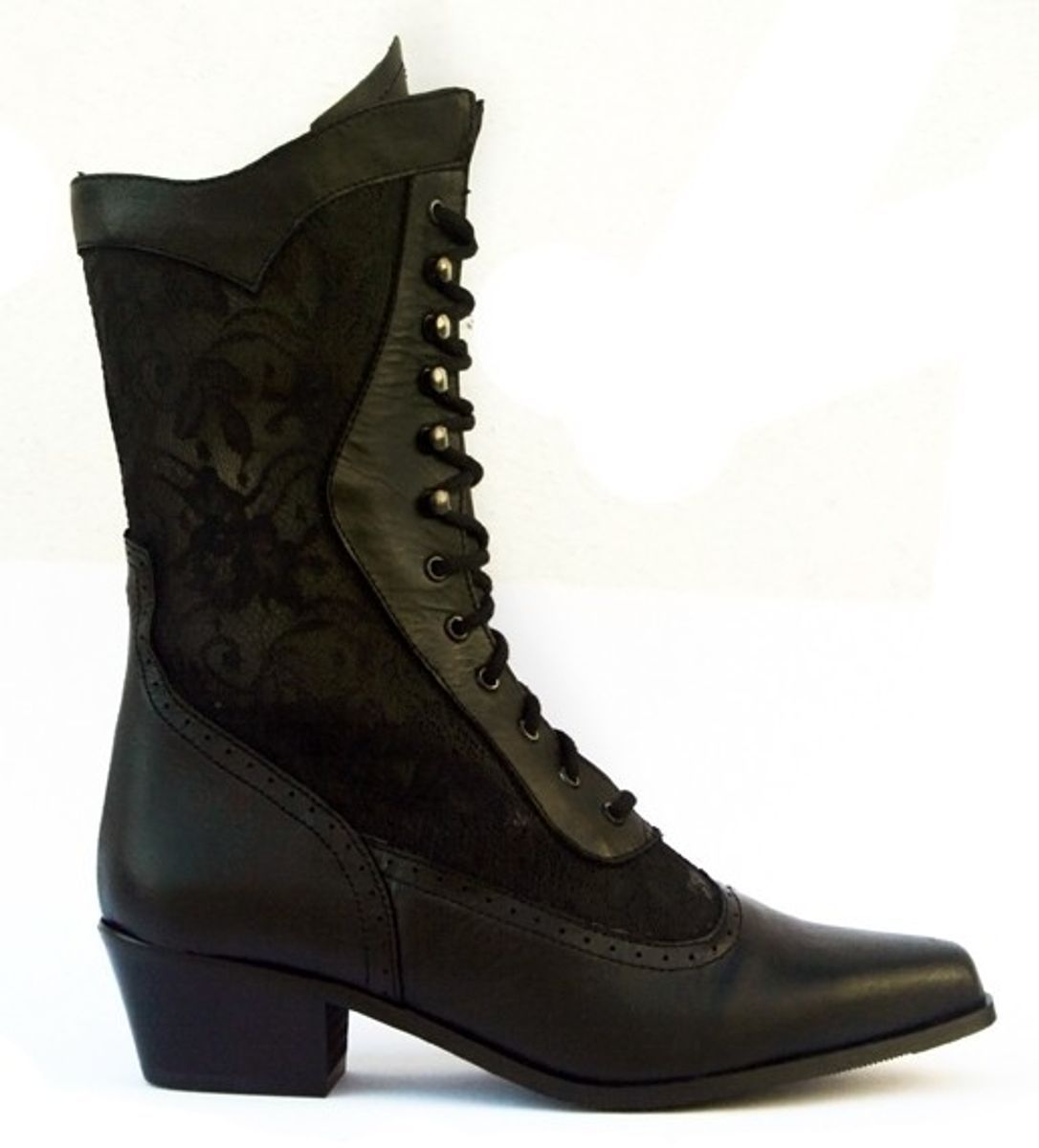 Størrelse: 36-41, varenummer: Cathedral Black leather, pris: 1500,-